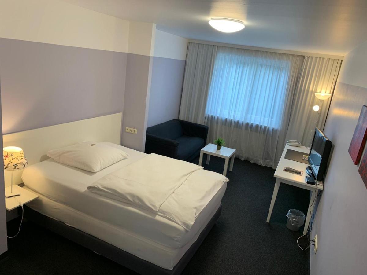 Hotel U. + Apartments Мильгейм-на-Руре Экстерьер фото